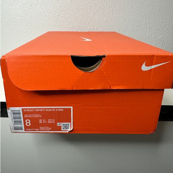 Nike Pale Pink React Infinity Run Flyknit 3 Premium Road Running Shoe 8 - Picture 16 of 16